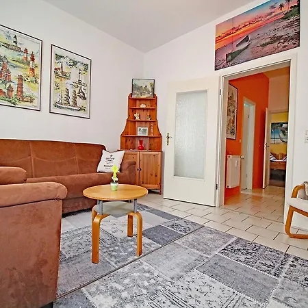 Ferienwohnung Viola * 사스니츠
